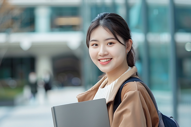 如何报考华中师范大学的公费师范生？